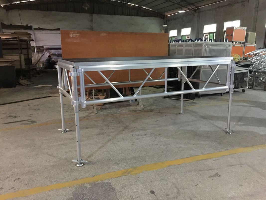 6082-T6 Aluminum Assemble Plywood Stage / 1.22 X 2.44m Outdoor Event Portable Stage